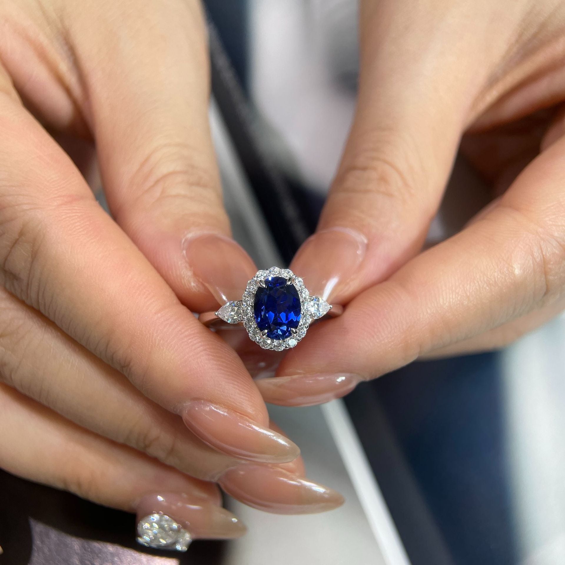Oval Cut Sapphire Ring