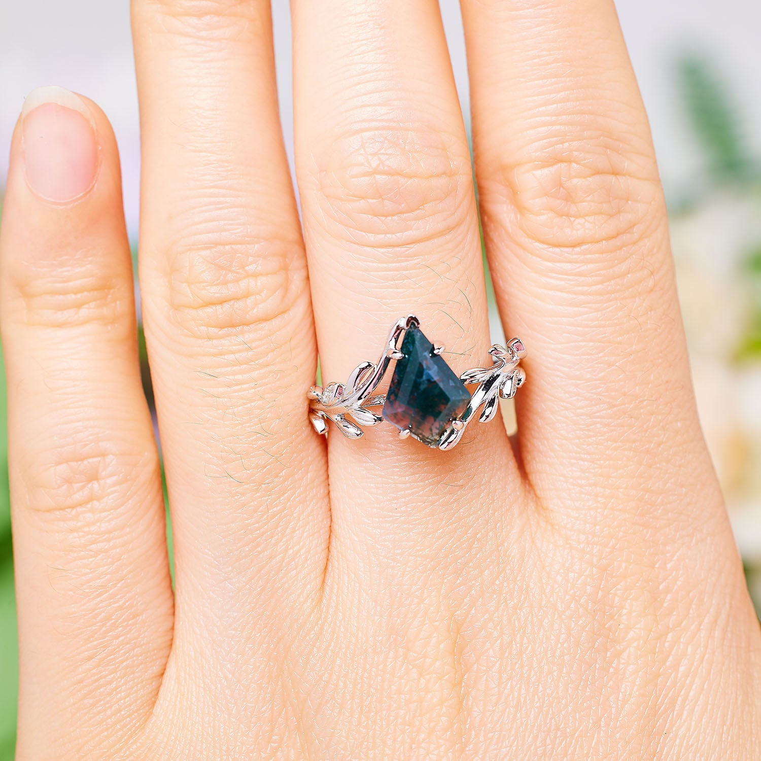 Sylva Moss Agate Ring