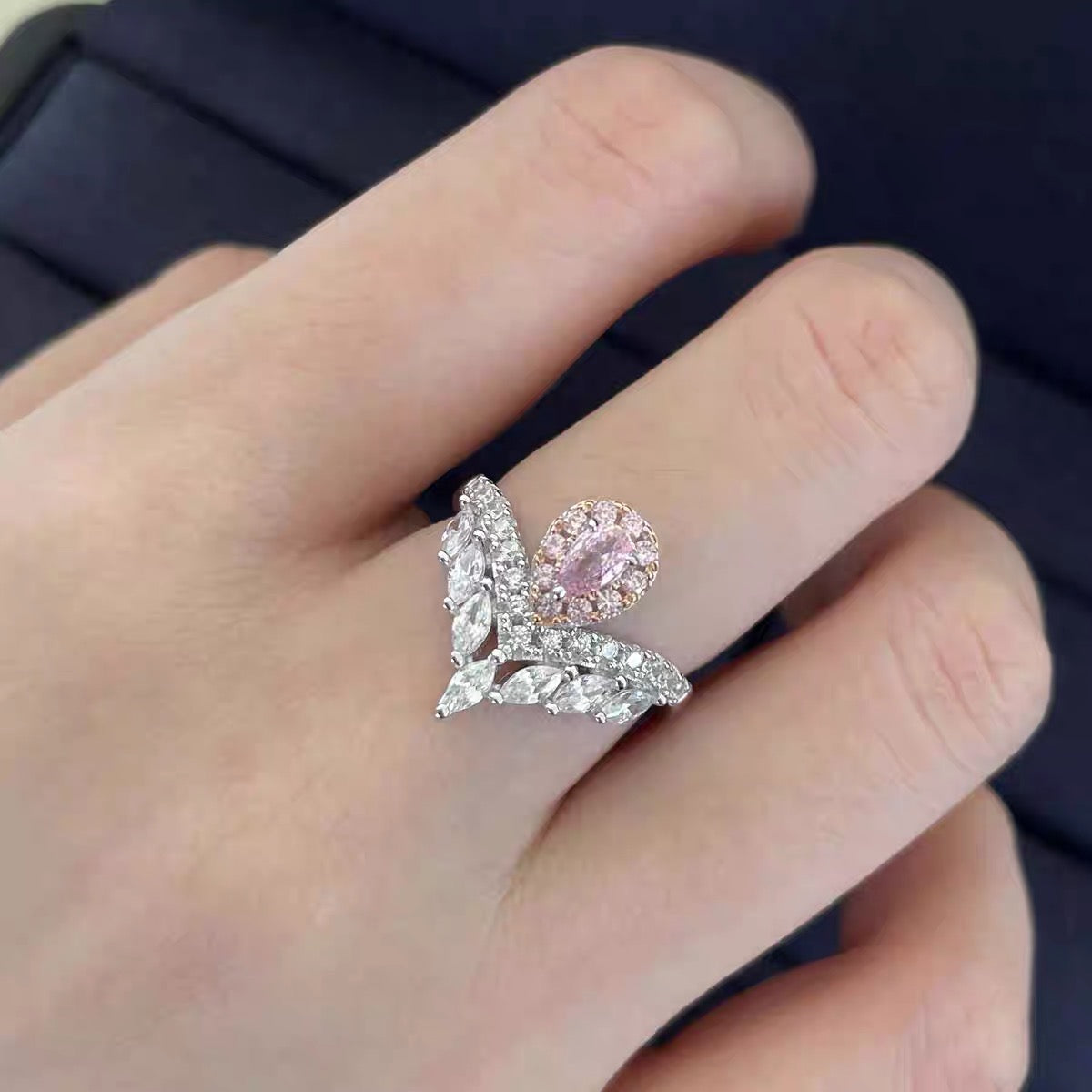 Pear-shaped Pink Diamond Ring