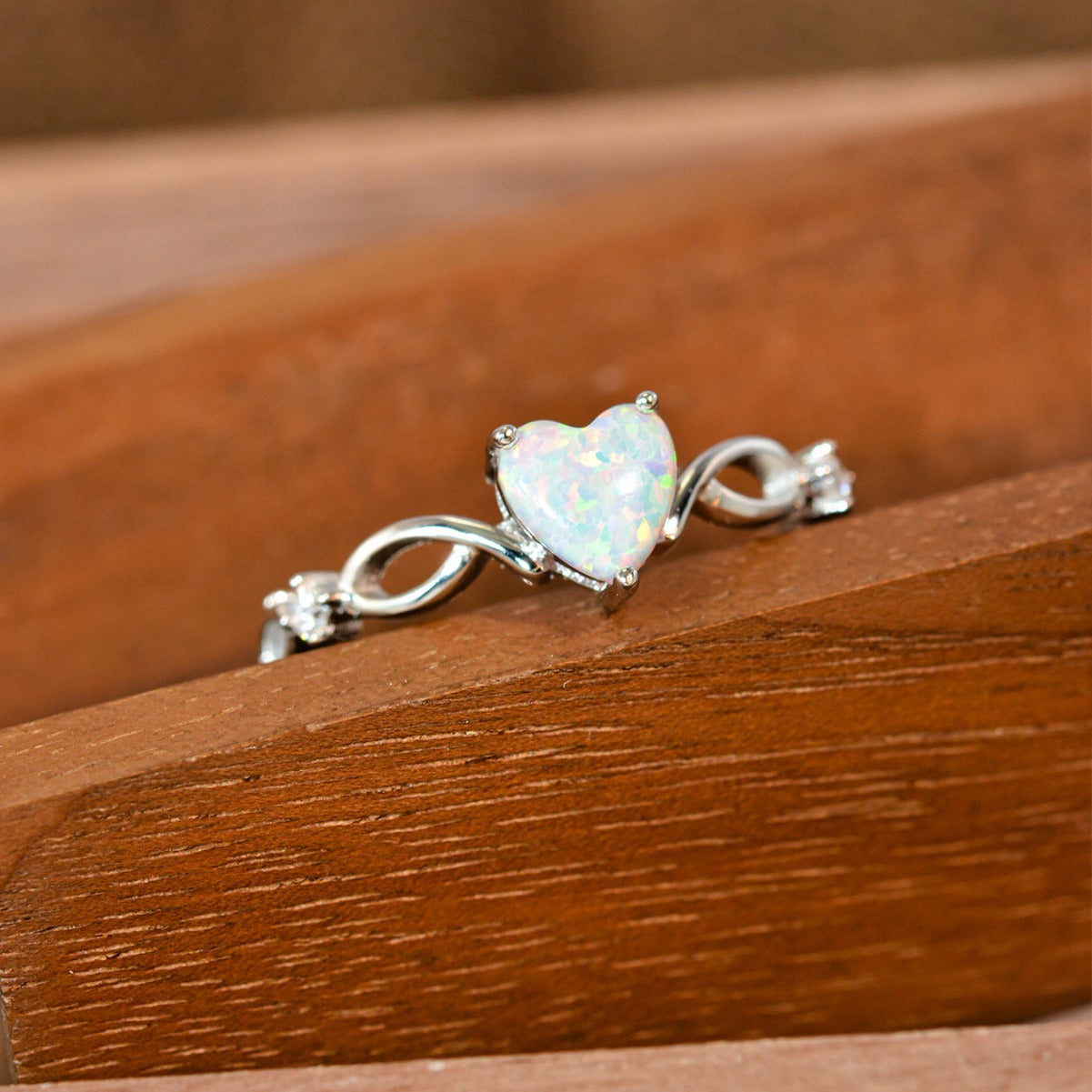 Isolde Opal Ring